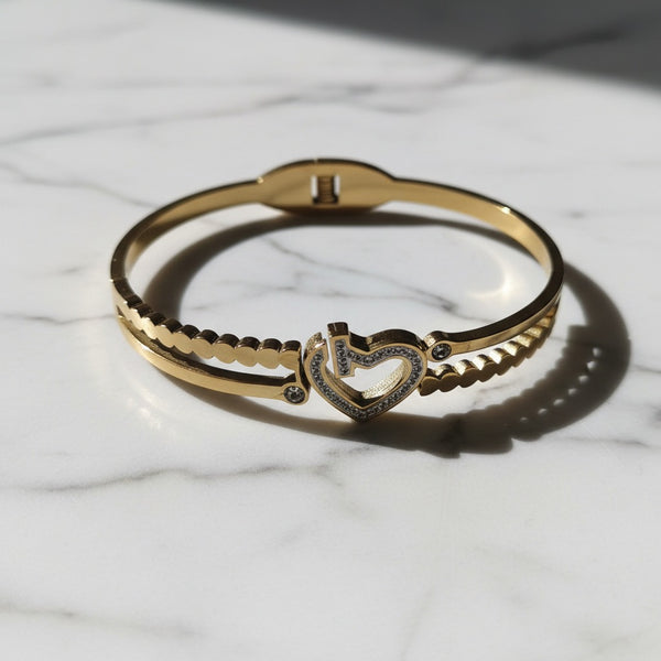 Heart Shape Anti Tarnish Bracelet