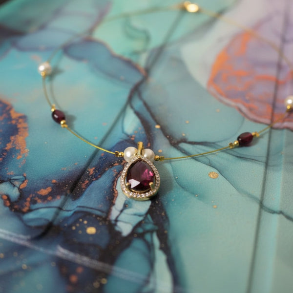 Invisible Chain with Diamond