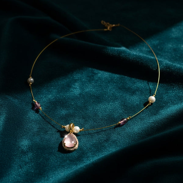 Invisible Chain with Diamond